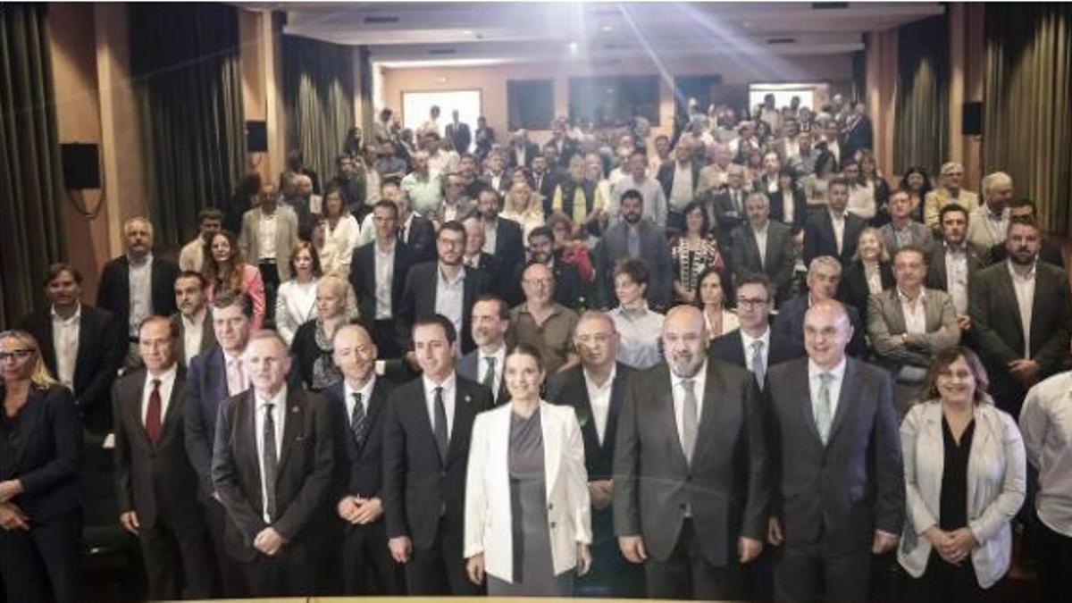 La Mesa para el Pacto Social por la Sostenibilidad el día de su presentación.