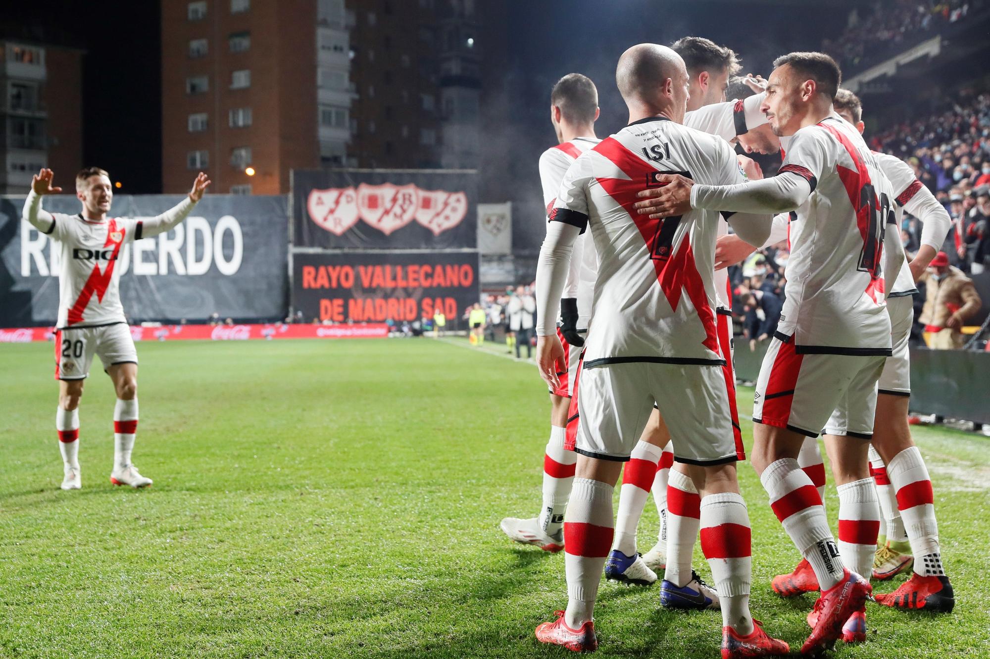 Esperpéntico Mallorca en Vallecas (3-1)