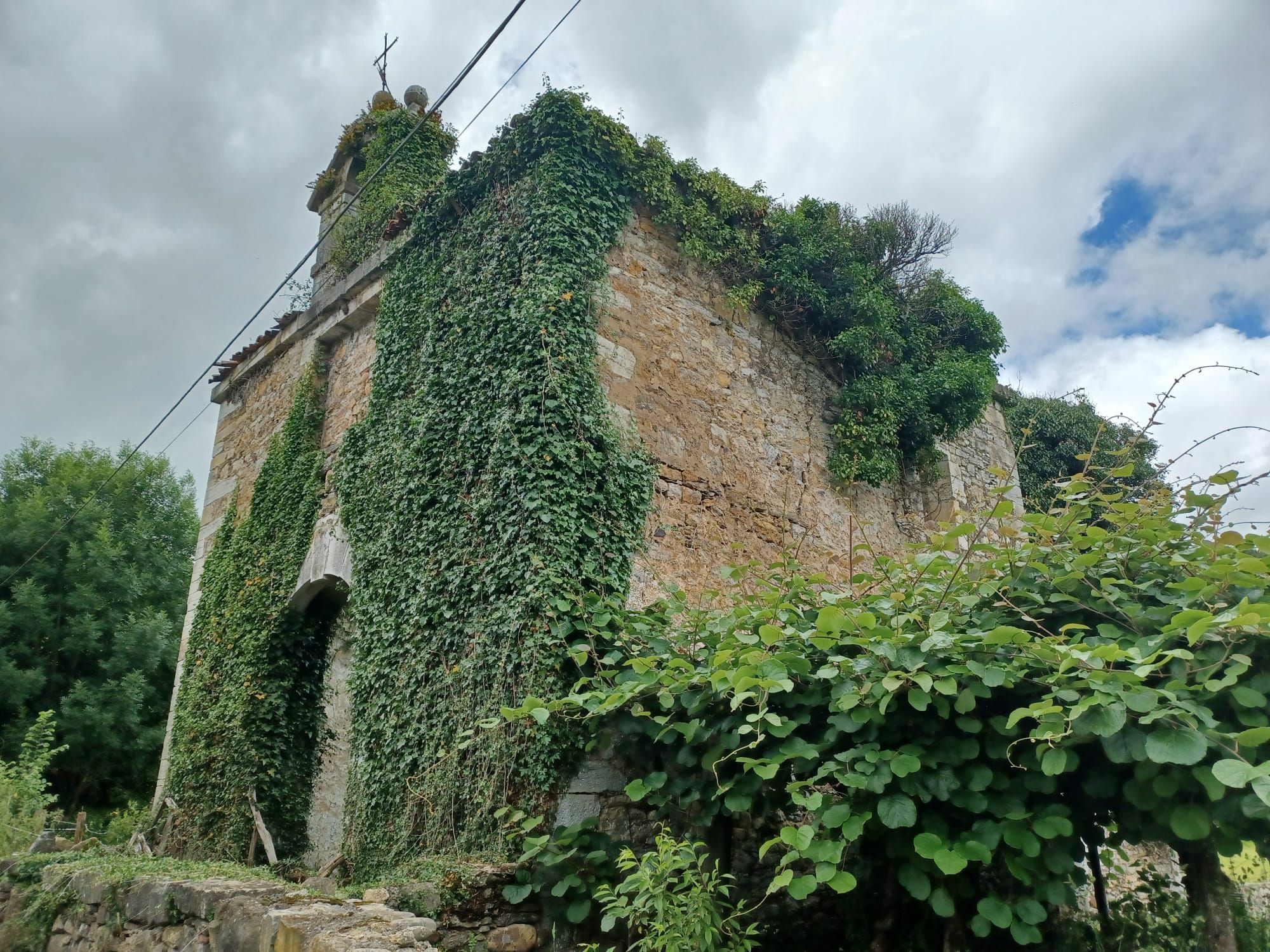 La Torre de Villanueva, el gigante medieval de Grado