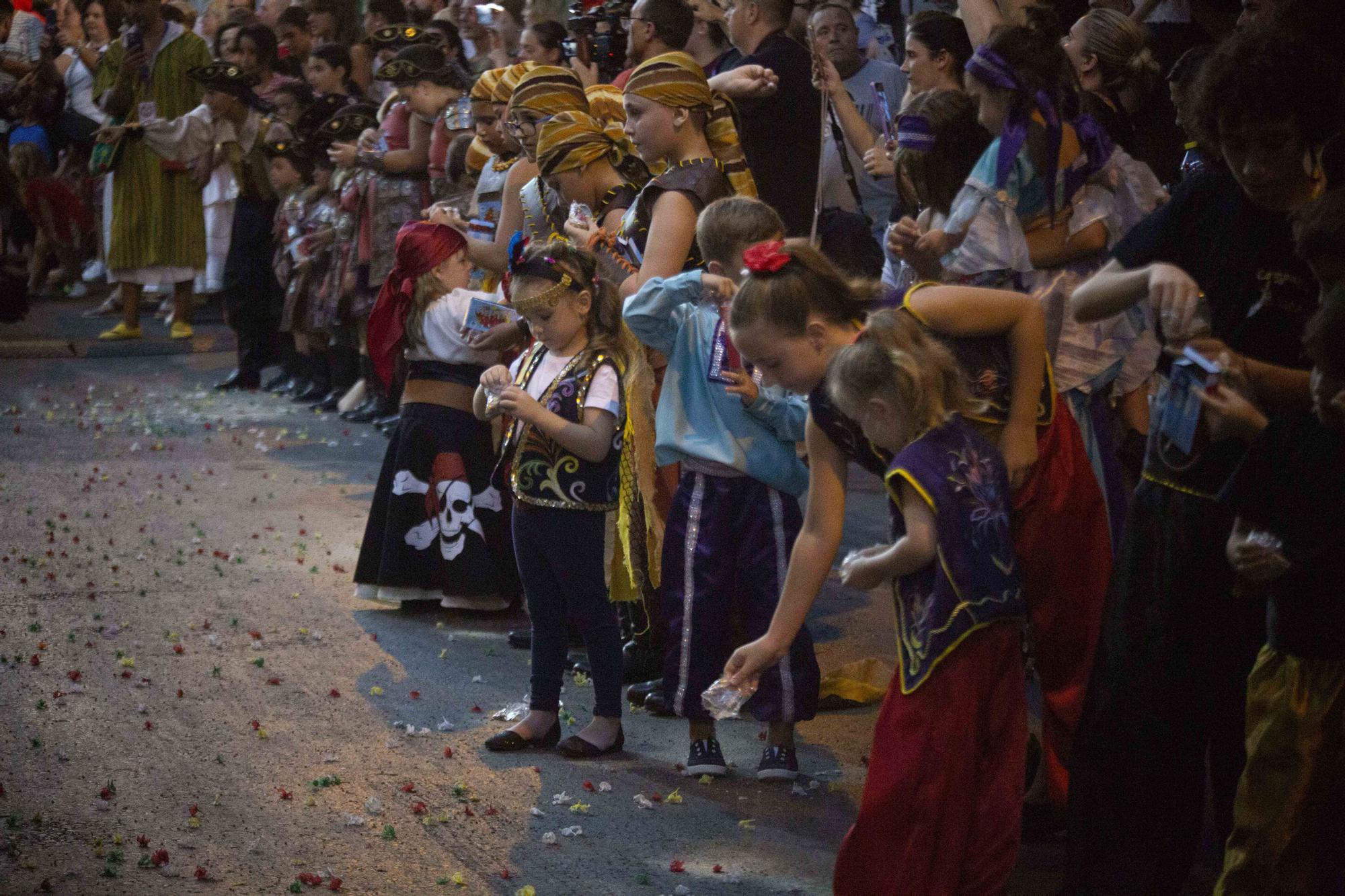 Las fiestas de Moros y Cristianos de Altozano, en Alicante, viven sus fechas principales desde esta noche con el desfile infantil y la embajada