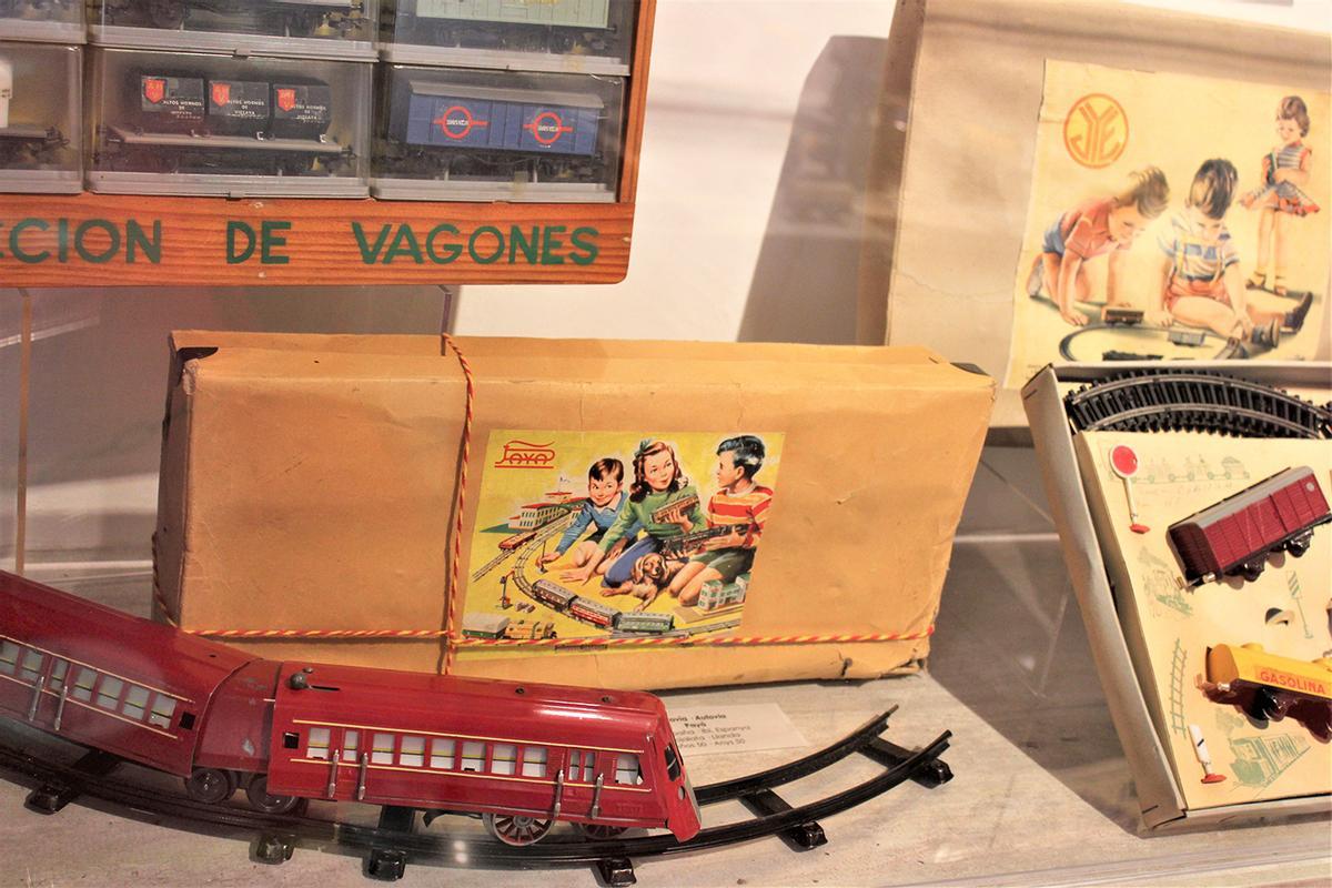 El museo cuenta con una selección de 450 juguetes
