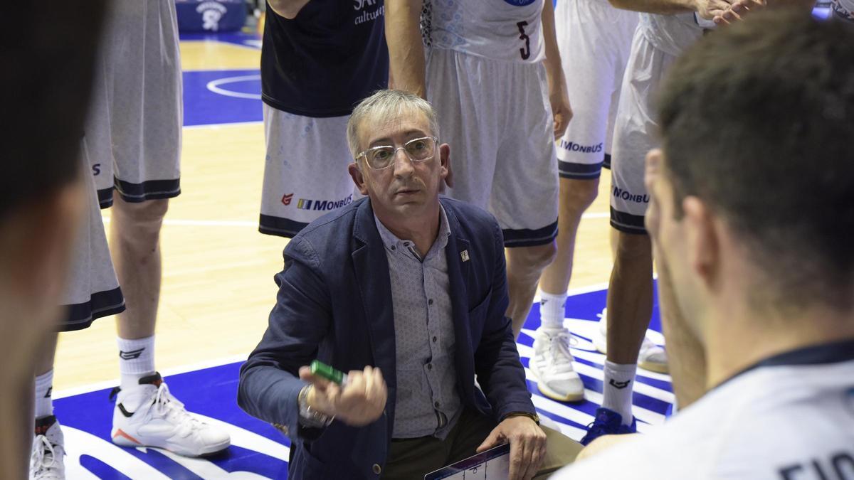 Moncho Fernández, entrenador del Obradoiro.