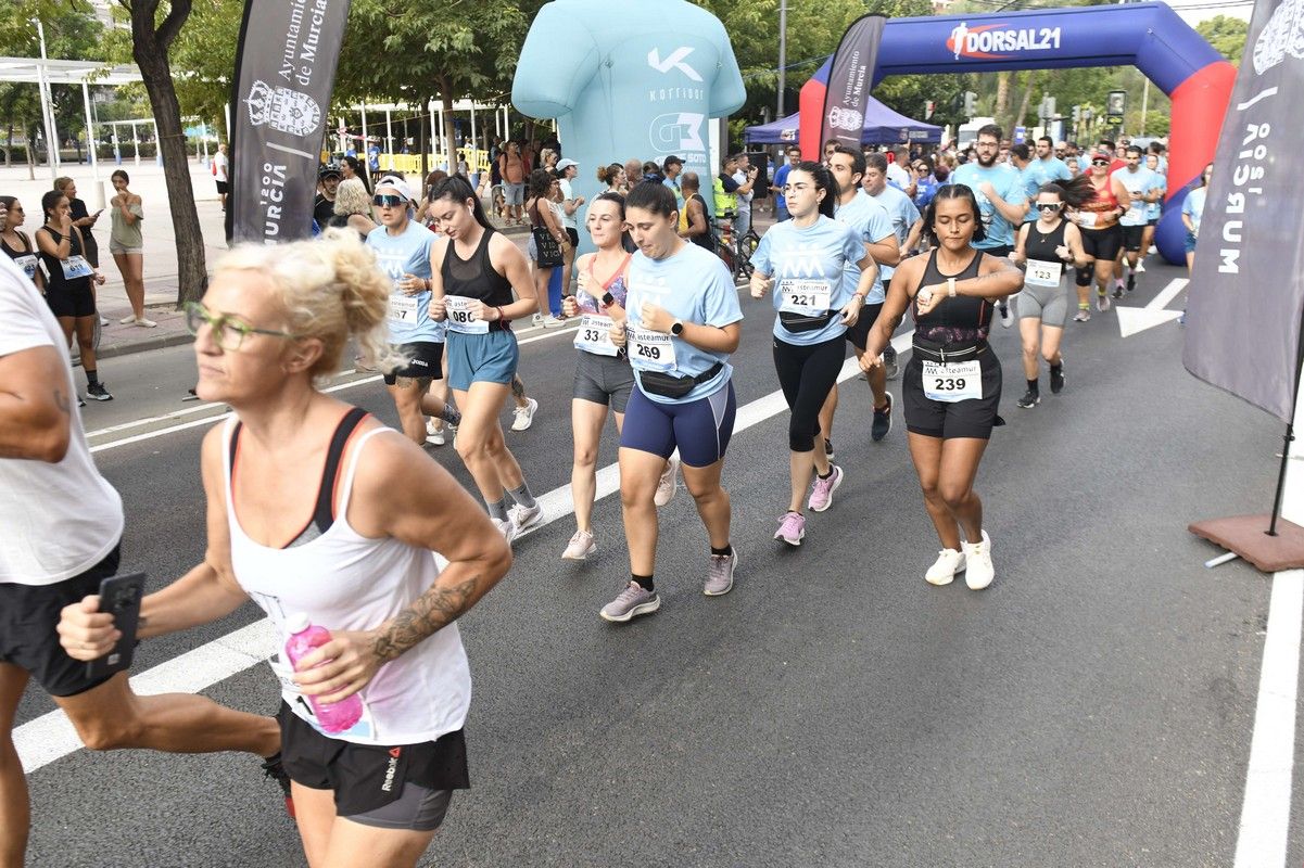 La carrera y marcha Solidaria Asteamur, en imágenes