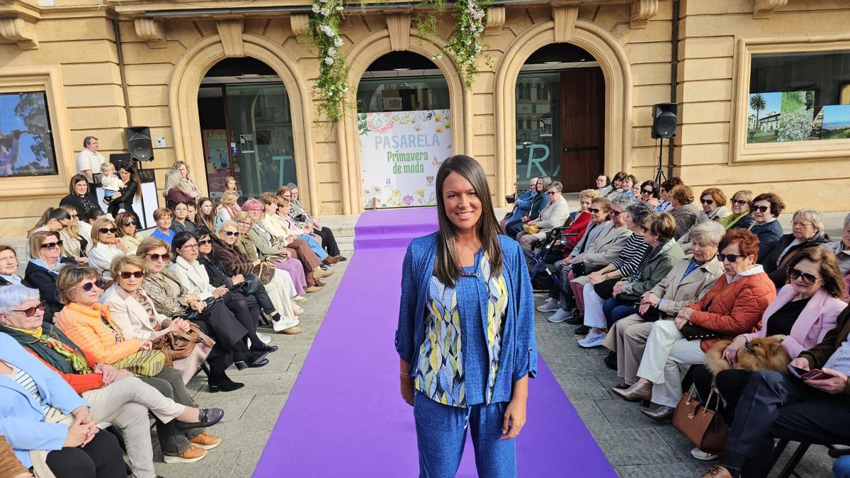 El desfile de moda de Villaviciosa, en imágenes El desfile de moda de Villaviciosa, en imágenes