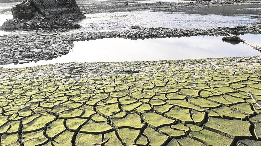 El Gobierno no descarta aplicar restricciones de agua si no llueve