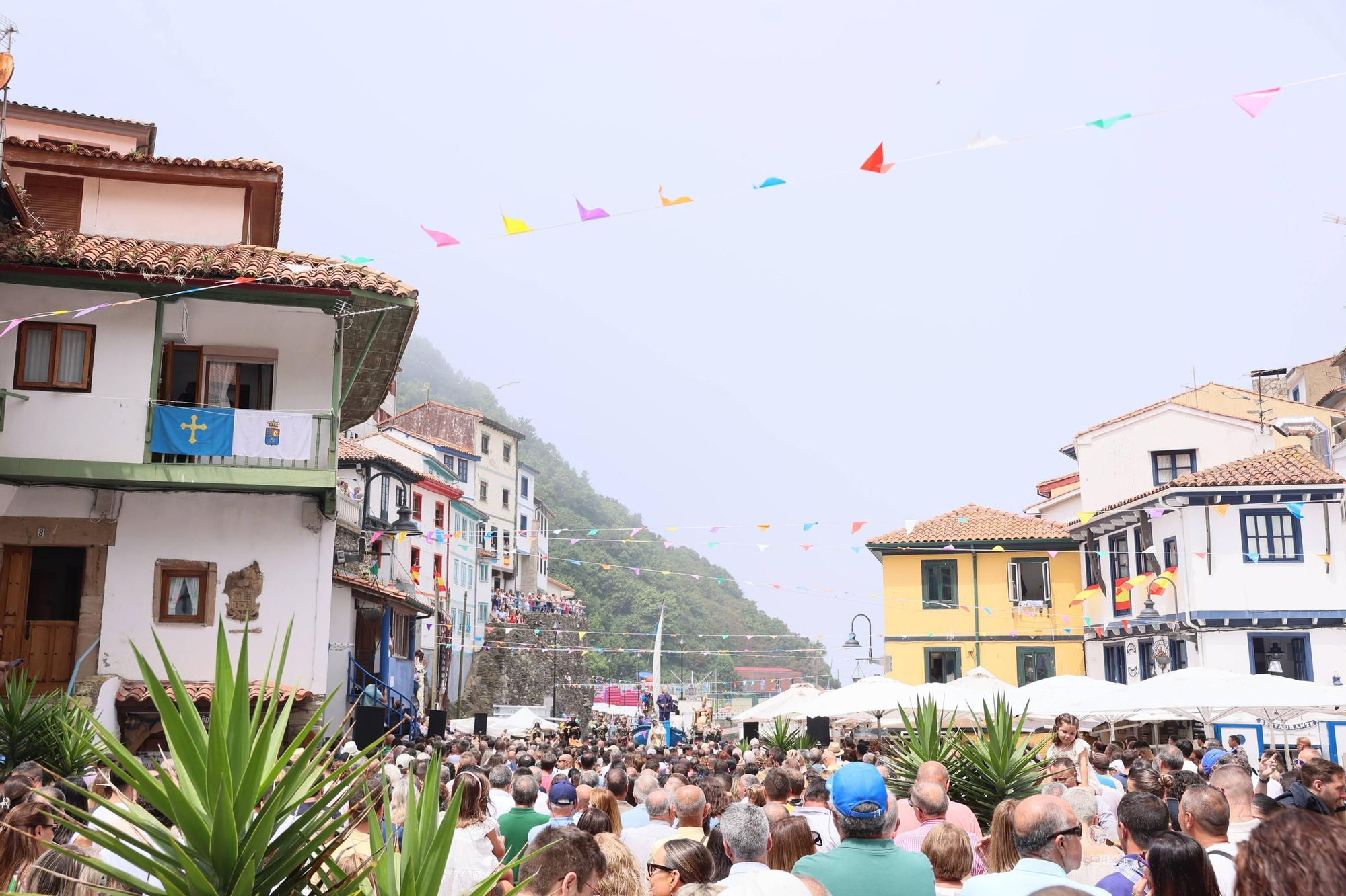 EN IMÁGENES: así fue el día de L'Amuravela en Cudillero
