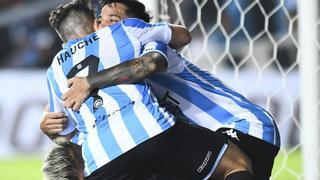 Racing vence a Lanús, supera a Boca y asume el liderato