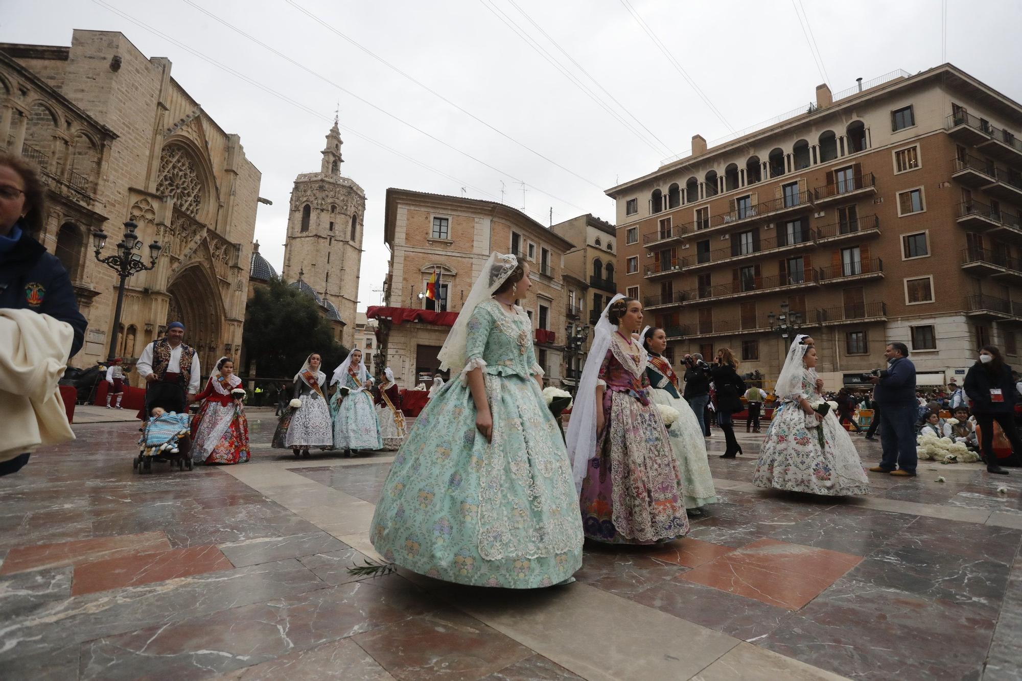 Búscate en el segundo día de ofrenda por la calle de la Paz (entre las 17:00 a las 18:00 horas)