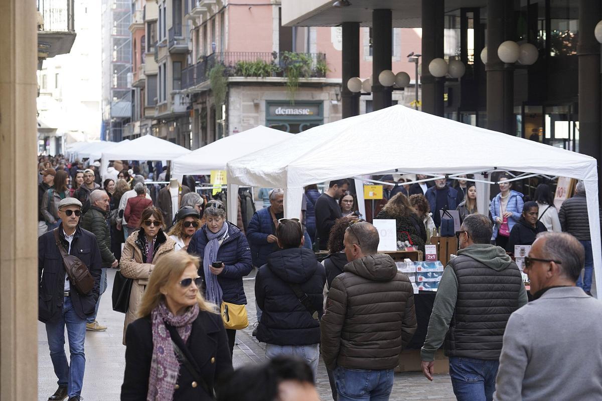 Les imatges de la botiga al carrer de Girona