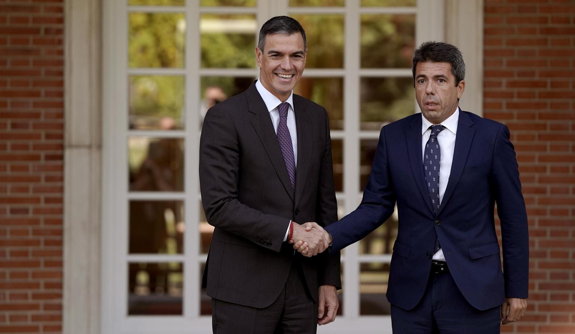 Pedro Sánchez, presidente del Gobierno y Carlos Mazón, presidente de la Comunitat Valenciana