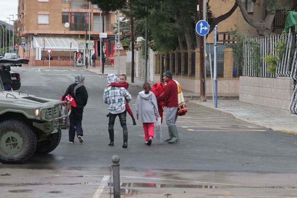 Albergue para los desalojados en el CAR de Los Alc