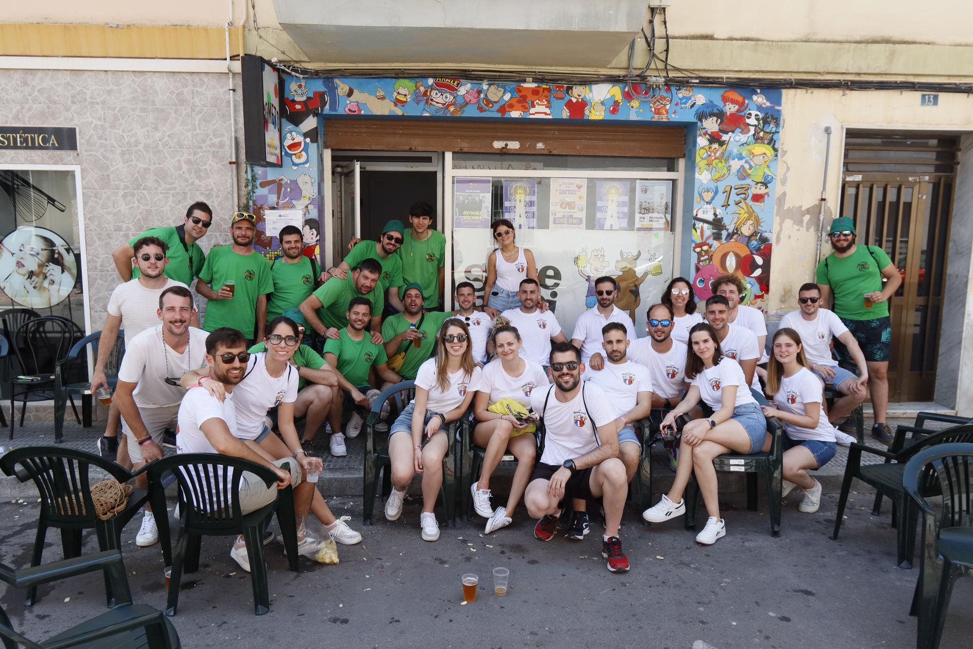 Búscate en la galería de collas de las fiestas de Sant Pere del Grau