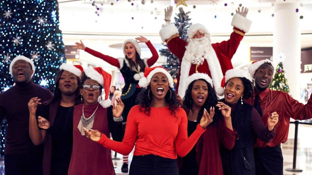 El London Community Gospel Choir ha grabado la canción navideña &quot;más feliz de la historia&quot;, según la ciencia: 'Love's not just for Christmas'.