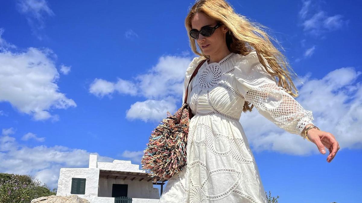 7 vestidos playeros de Mango que no lo parecen para vestir cómoda y  elegante en verano