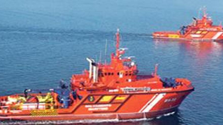 Salvamento Marítimo se encarga de detectar vertidos en el mar.