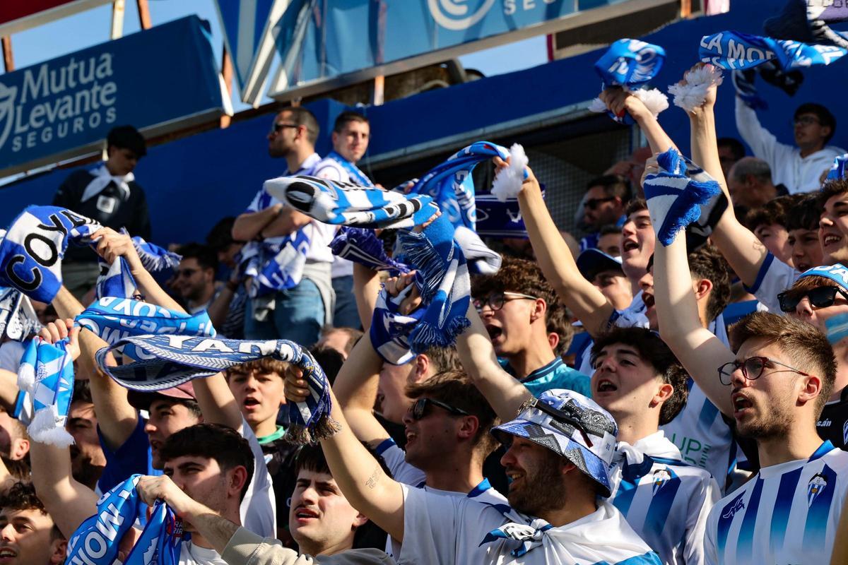 Imágenes del partido de ida del play-off Alcoyano Sanse 0-2
