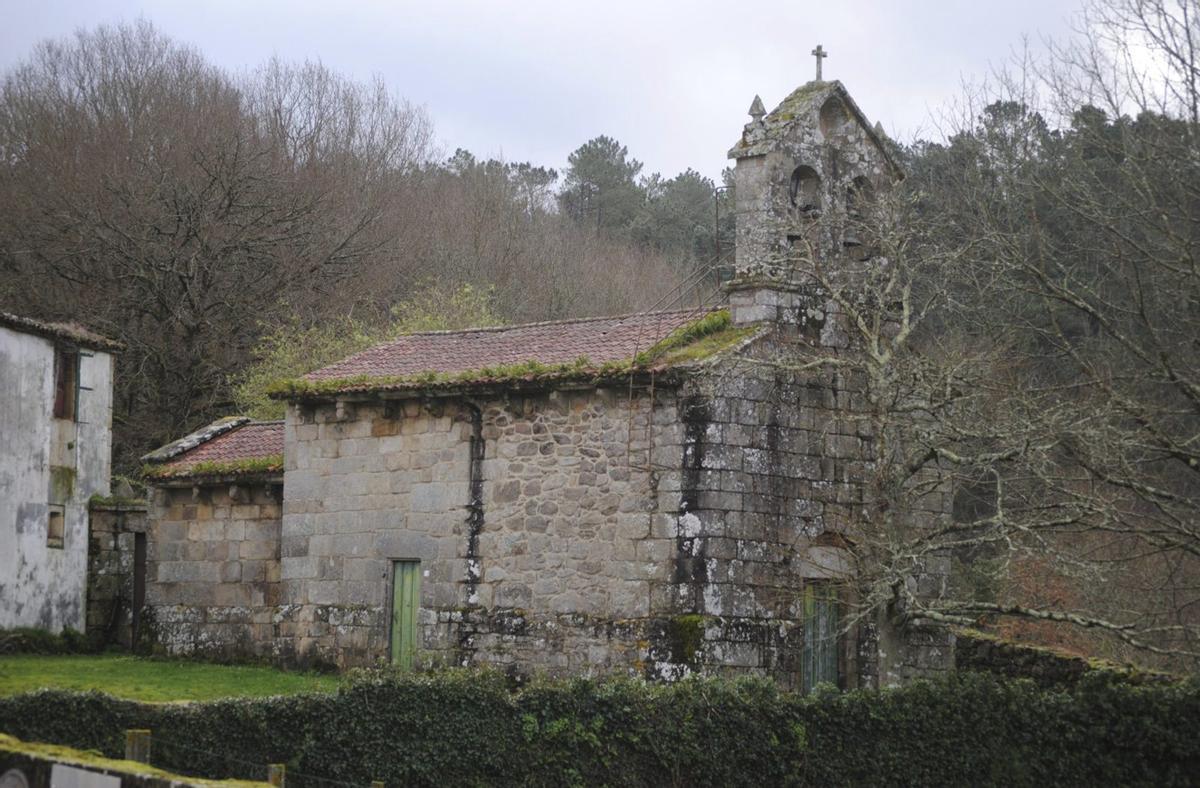 Igrexa románica de Santa María de Abades.