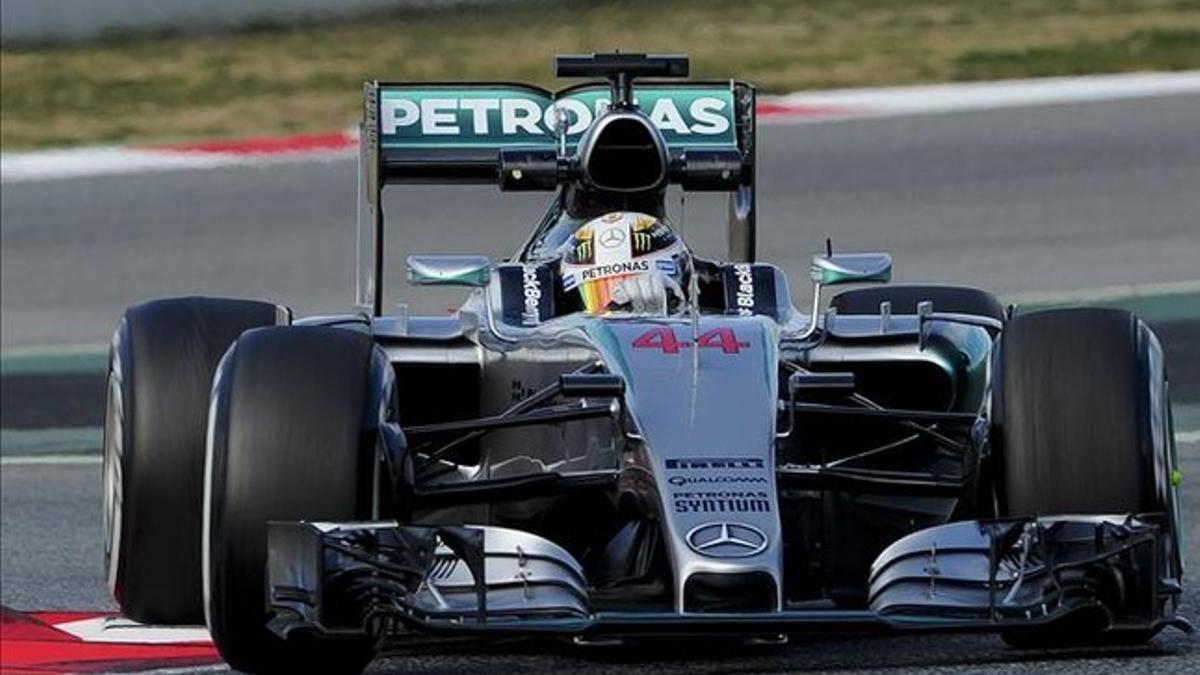 Hamilton, en acción en Barcelona