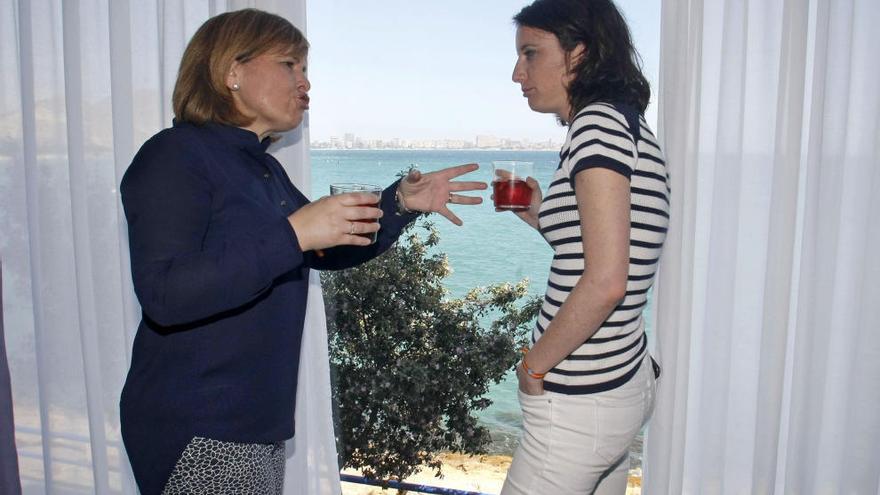 Andrea Levy e Isabel Bonig en Alicante