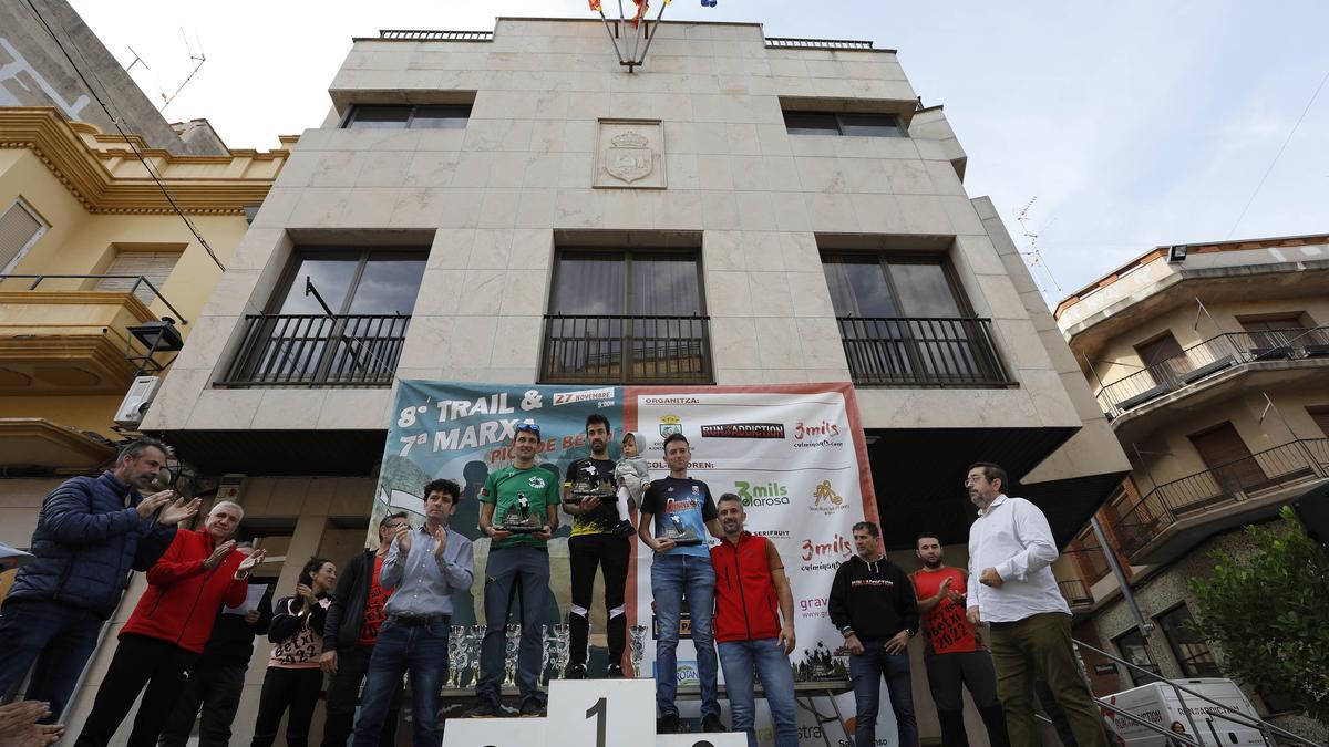 José L. Felis (1), ganador del VIII Trail Pics, junto a Álex Marín (2) e Iván Marín (3).