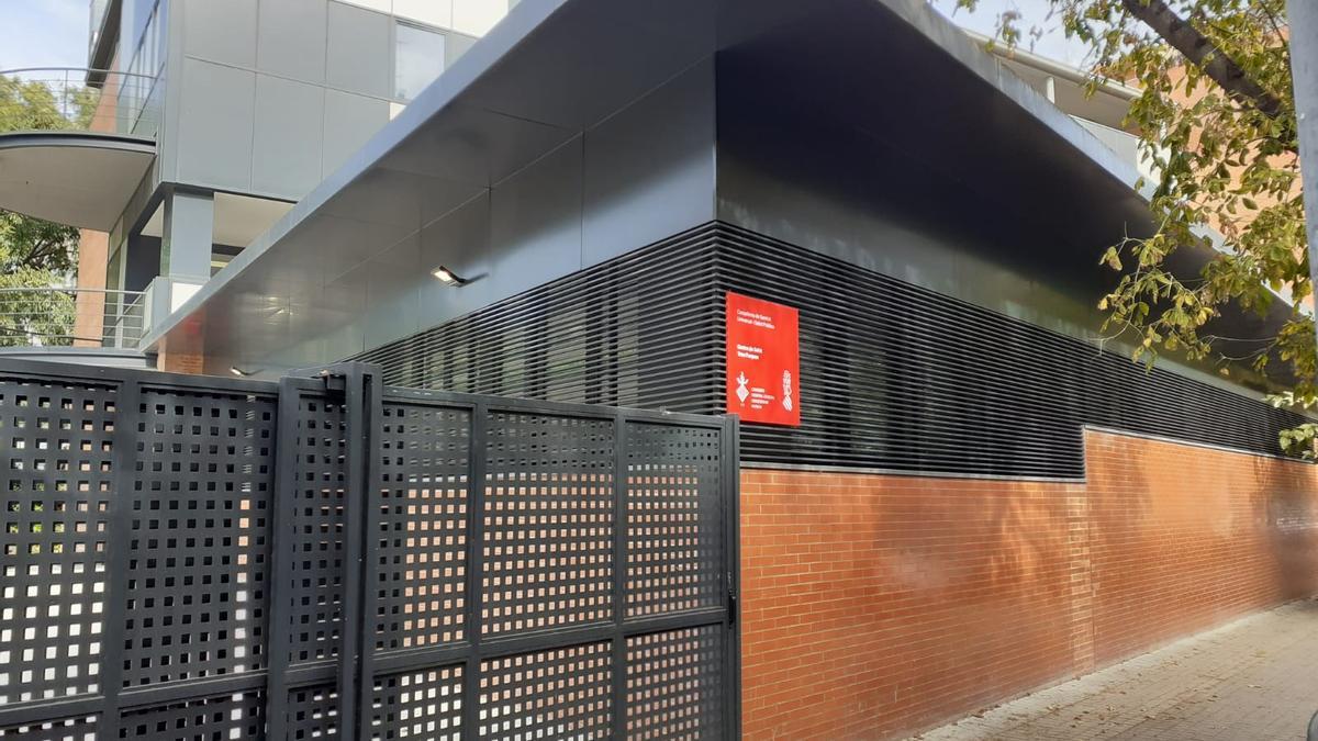 Edificio del centro de salud de Tres Forques.