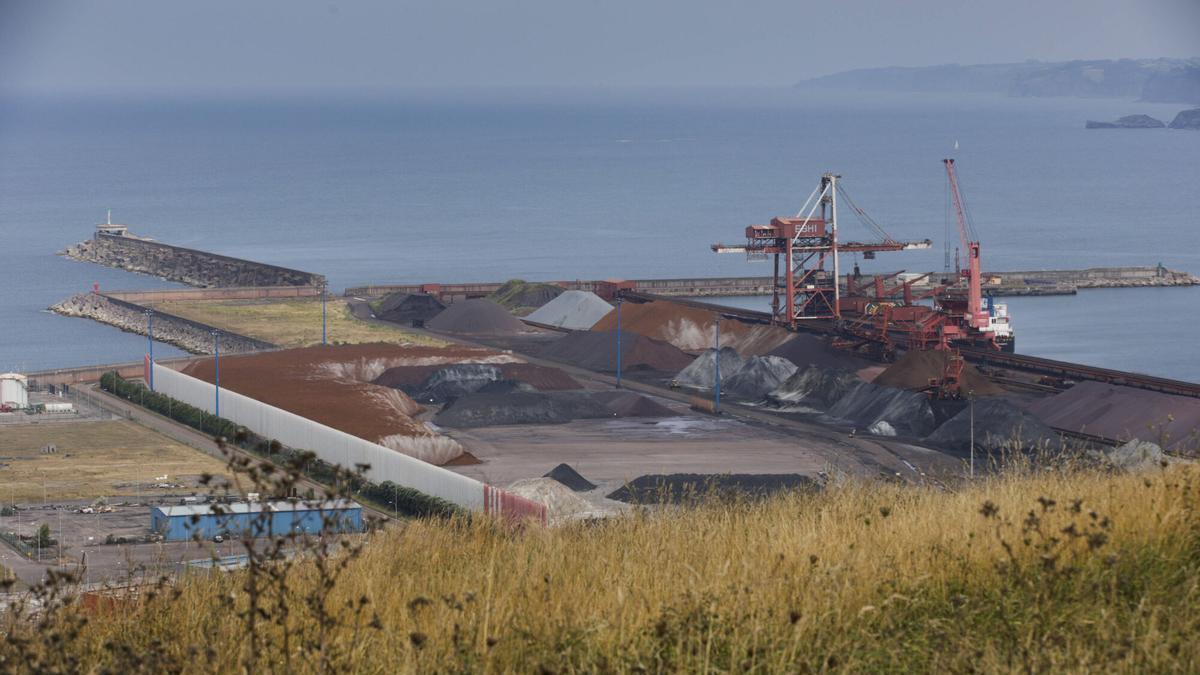 Vista de la terminal de minerales, Ebhisa, este viernes.