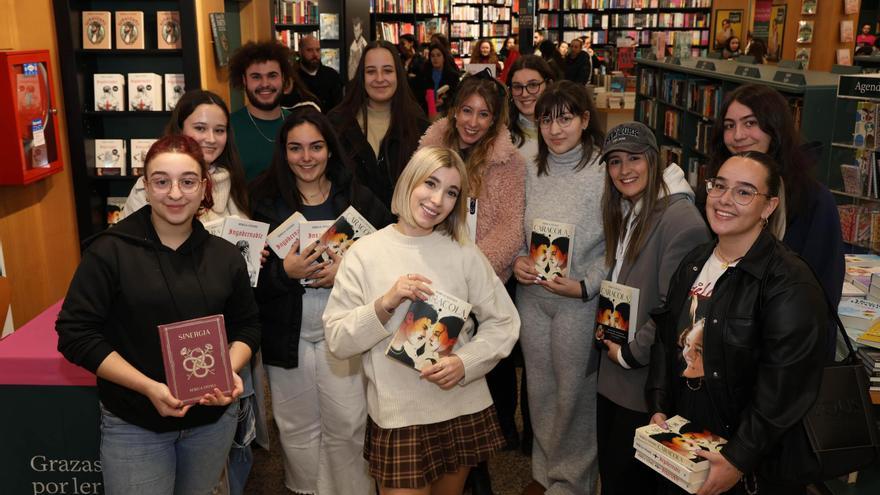 La gran familia de Rebeca Stones: “Tocar los temas de esta novela requería una cierta madurez; hay una notable mejoría en mi pluma”