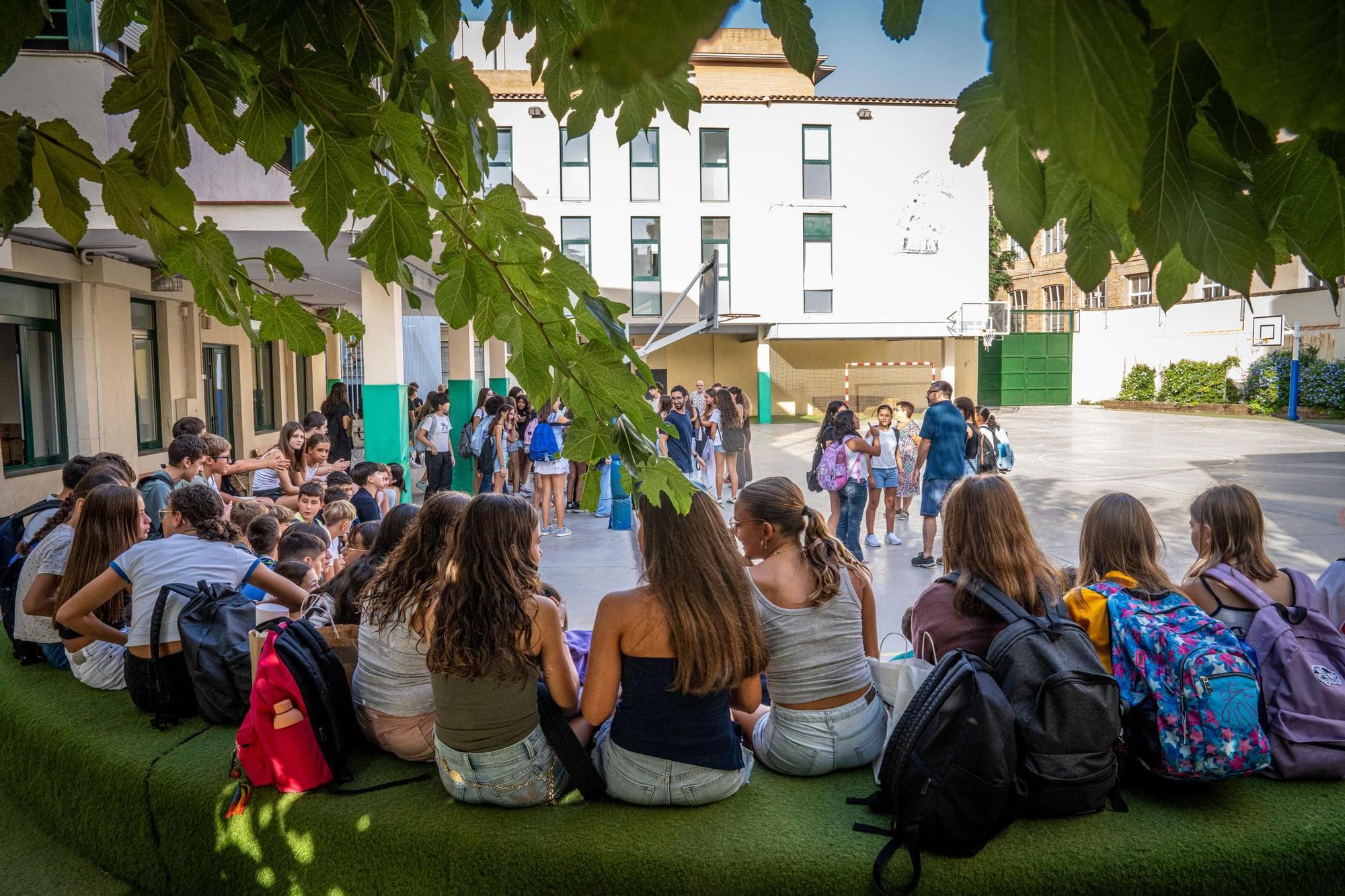 Siete de cada diez escuelas de Barcelona están expuestas a una contaminación que rebasa el umbral europeo del 2030