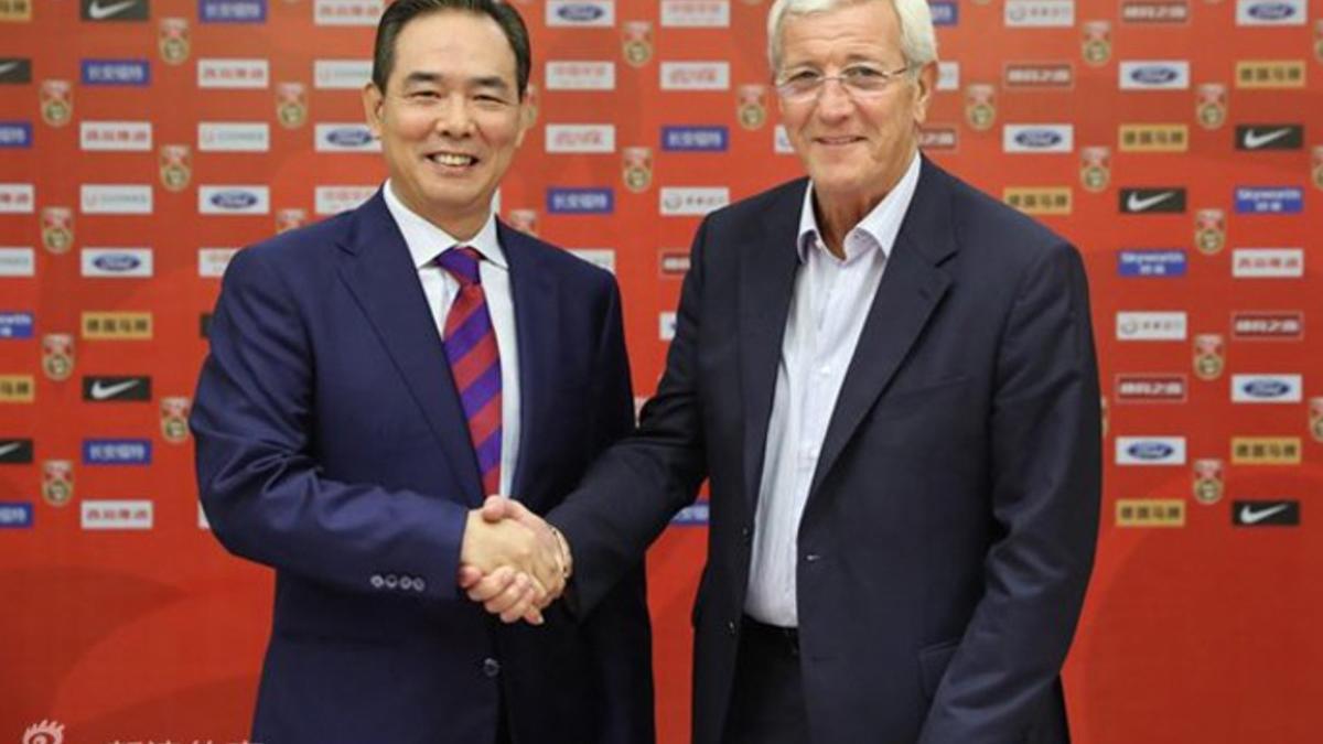 Lippi firmó su nuevo contrato como seleccionador de China