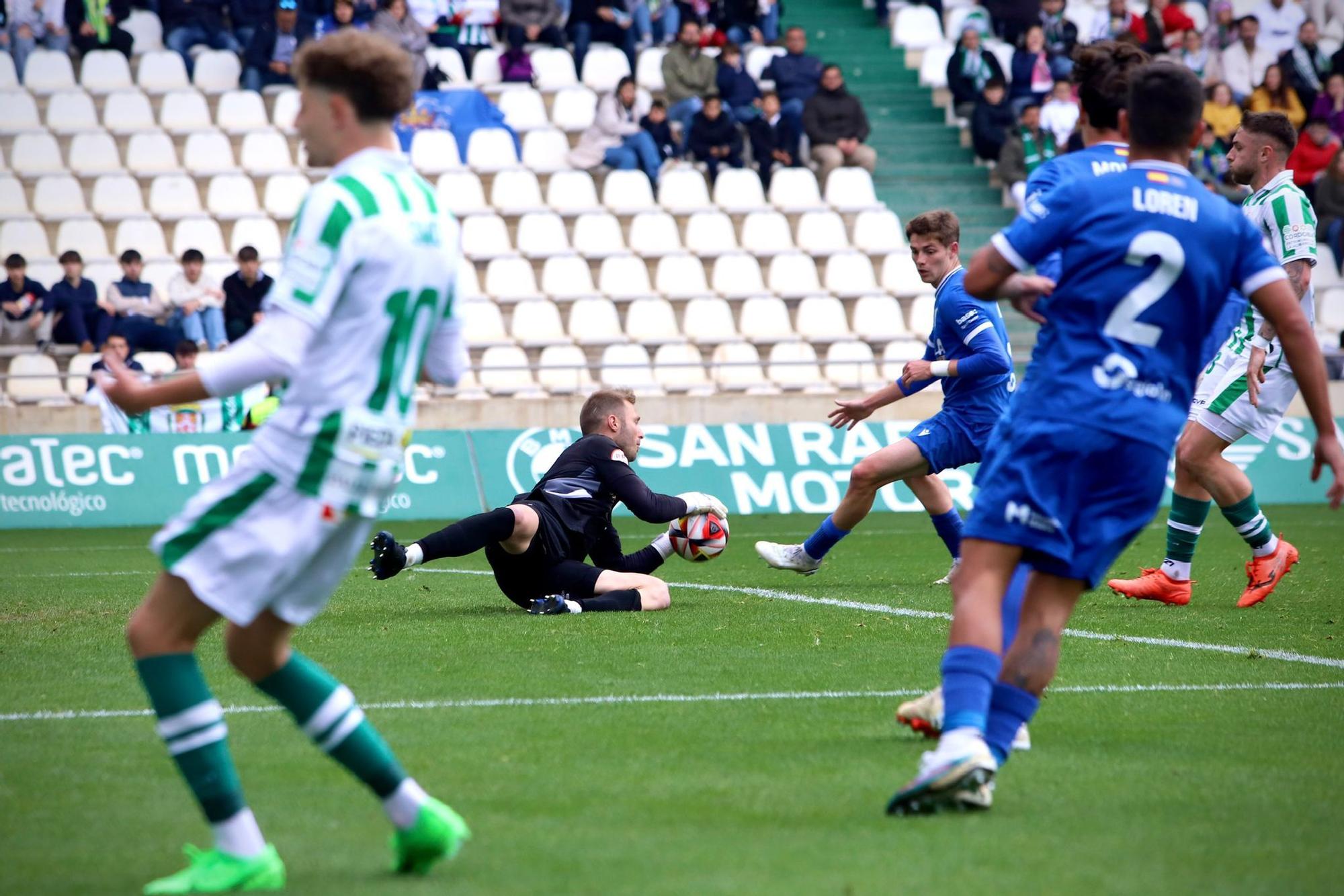 Córdoba CF-Melilla: el partido de El Arcángel en imágenes