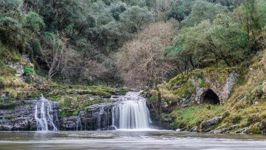 La naturaleza cántabra: mucho verde por la senda fluvial del Nansa