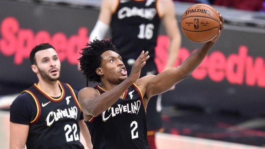 Los Cavaliers amargan el debut del 'Big Three' con los Nets