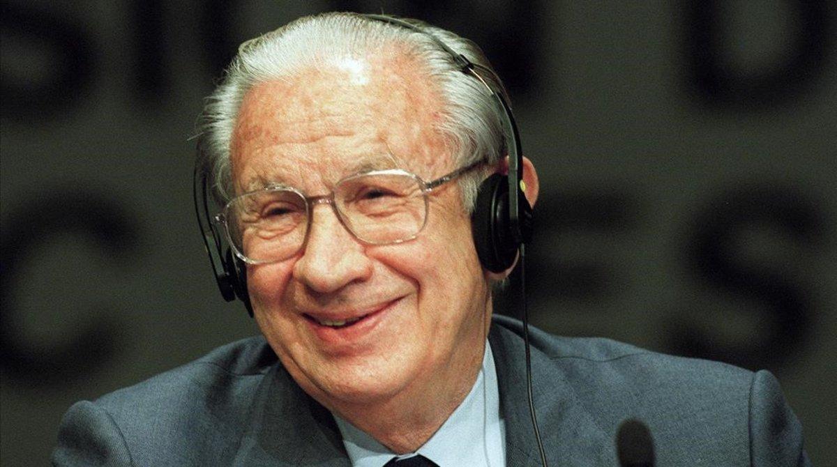 zentauroepp53173897 file photo  died on april 21  2010  juan antonio samaranch  200420170648