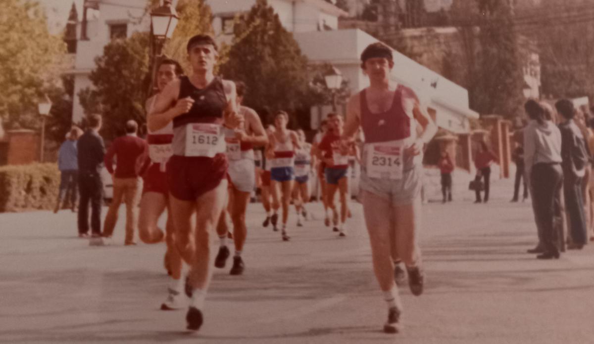 Andrés Sánchez (dcha.) en una carrera de hace años.