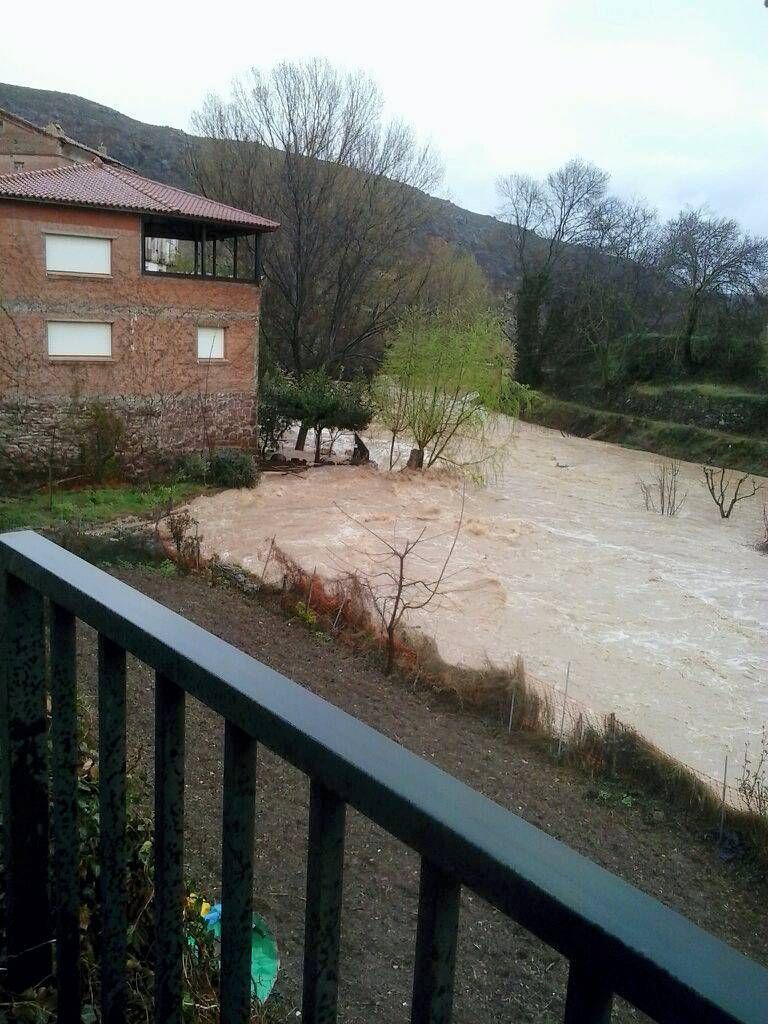 Nueva crecida de los ríos en Aragón