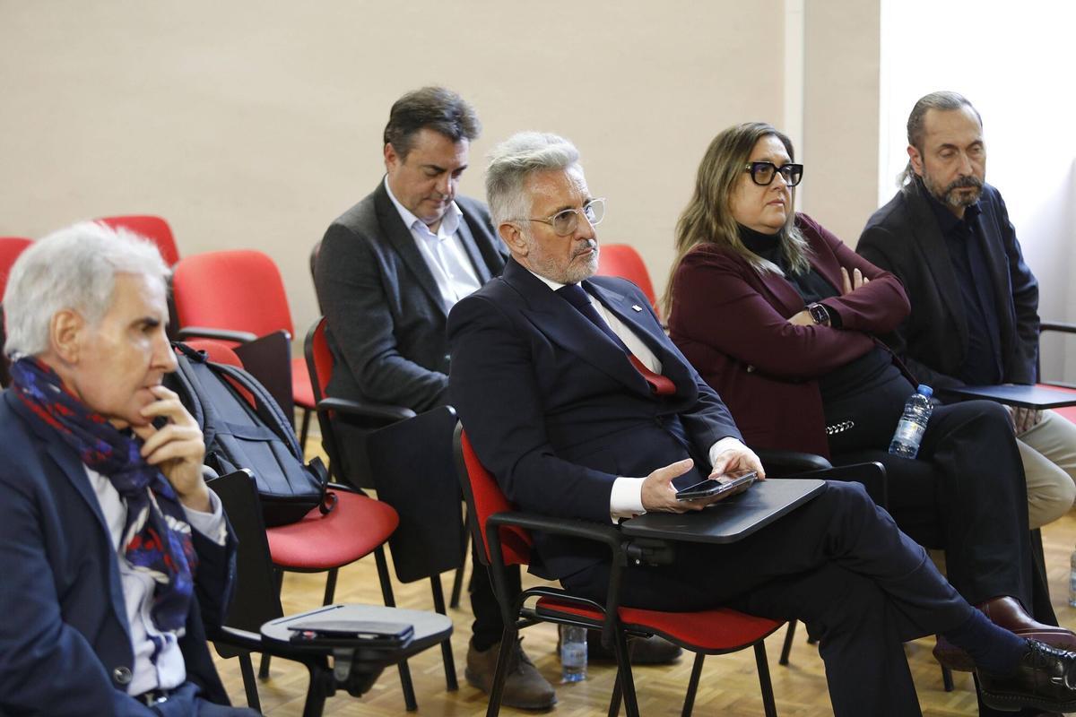 Girona. Casa Cultura. Acte electoral Joan Laporta (president del Barça FCB). Candidatura Defensem el Barça.
