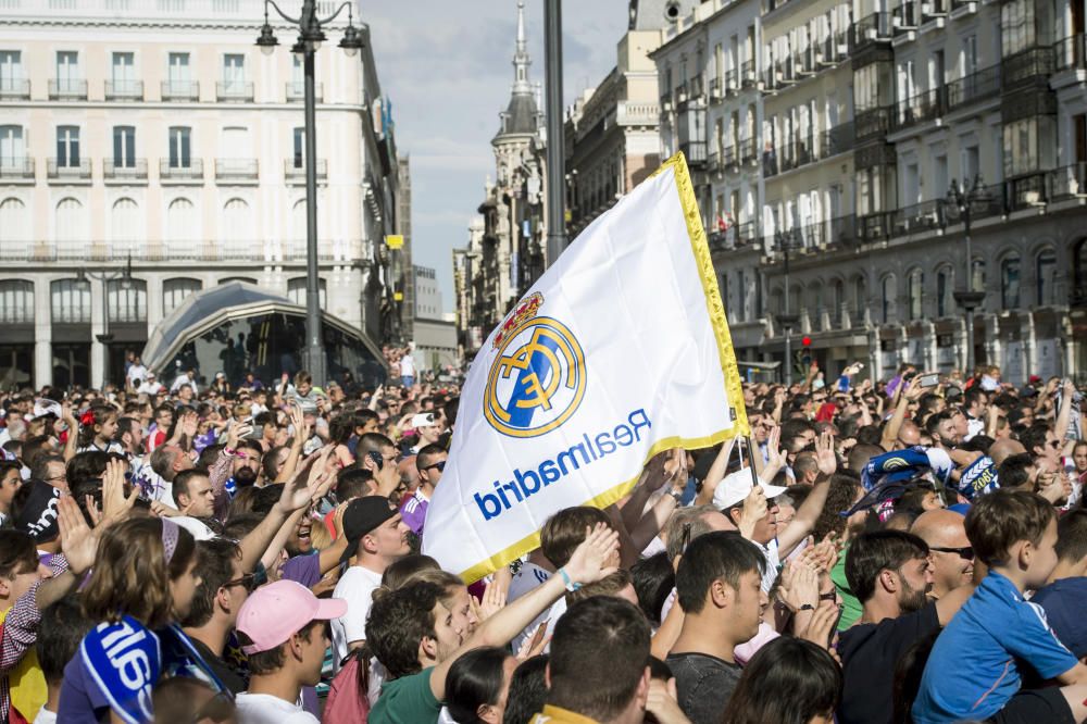 El Real Madrid celebra la duodécima con su afición