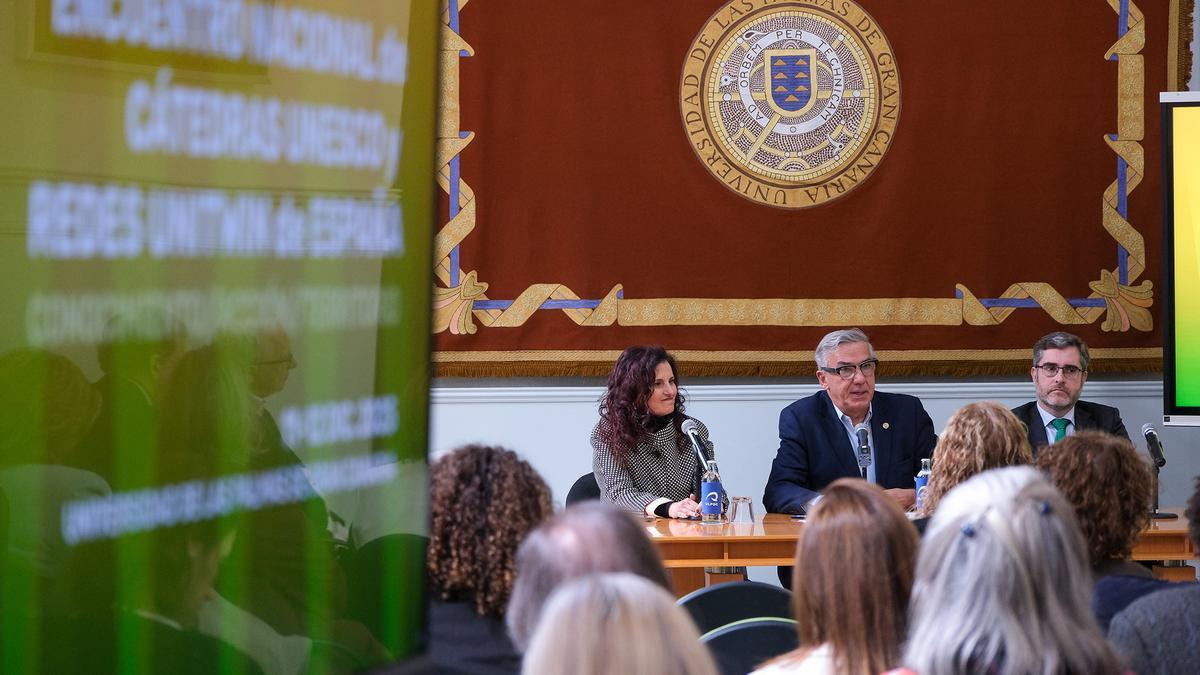 De izqda a dcha, Lluís Serra y Santiago Sierra.