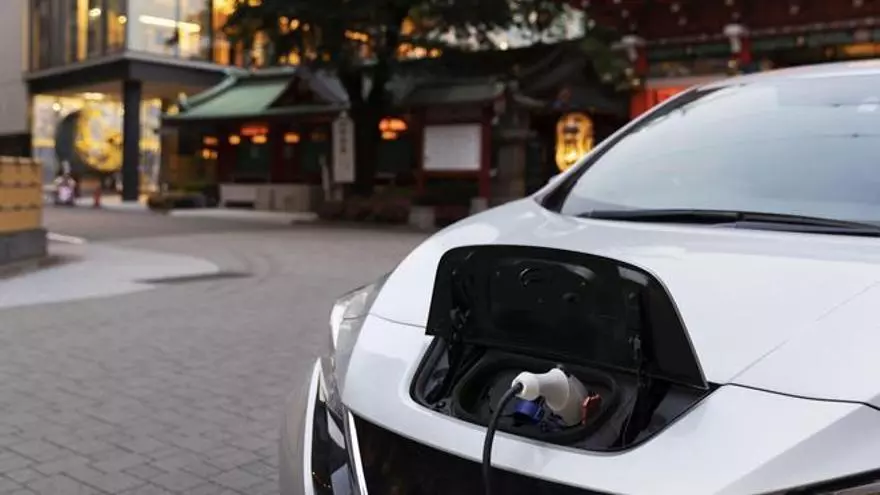 Esto es lo que debes hacer para evitar un incendio en tu coche eléctrico