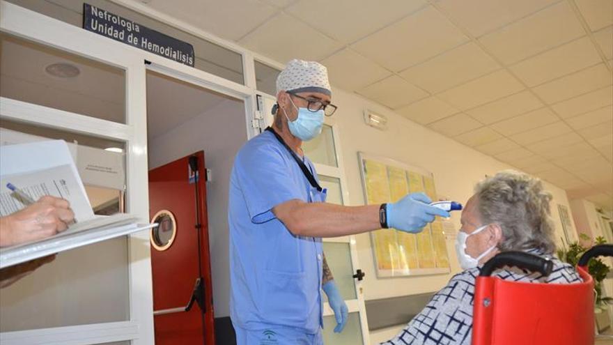 Coronavirus en Córdoba: primeros pasos en el hospital Reina Sofía para su desescalada