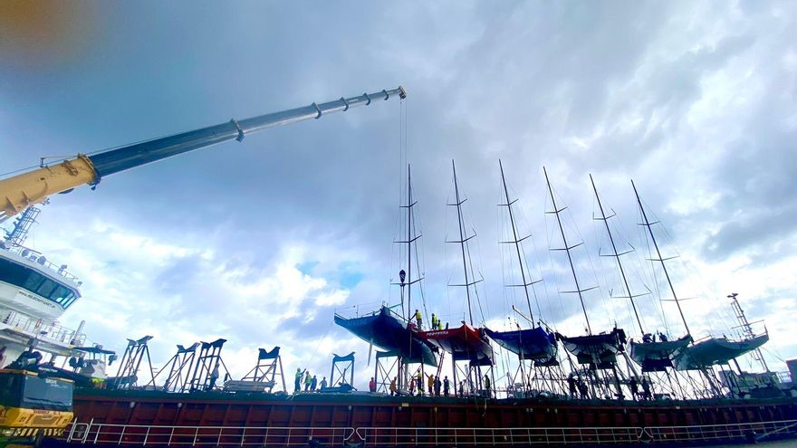 Desembarcan en el puerto de Vigo a los nueve potentes veleros de la regata «Baiona Sailing week 2025»