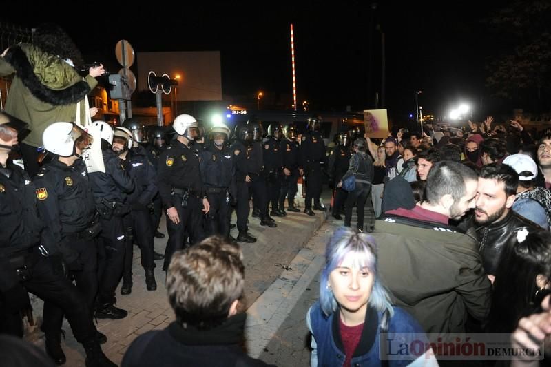 Vuelve la violencia a las vías con el 8 de Marzo