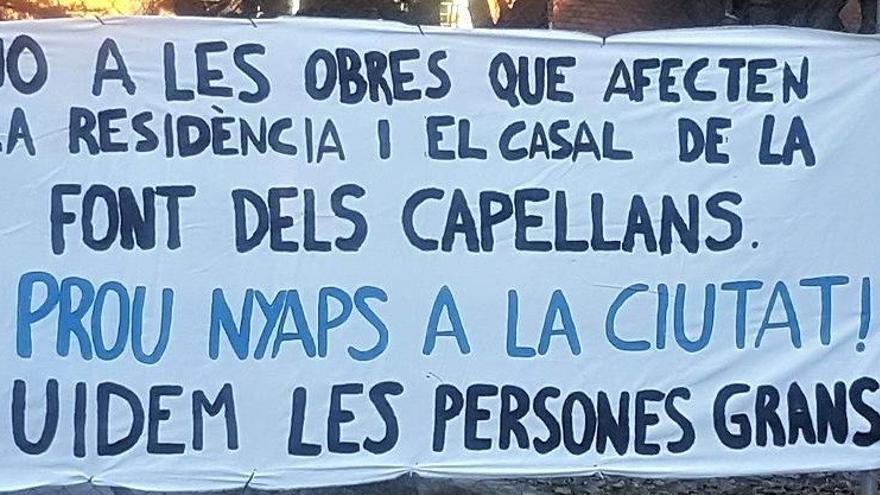 Imatge de la pancarta de protesta