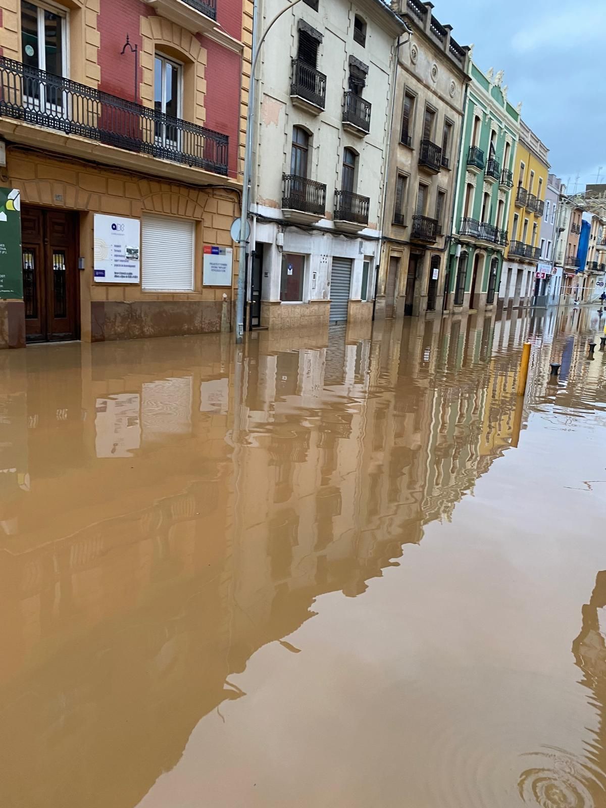 Imagen de la calle Marquesa de Montortal, esta mañana.