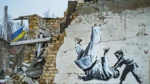 Un grafiti de Banksy en Ucrania en 2022