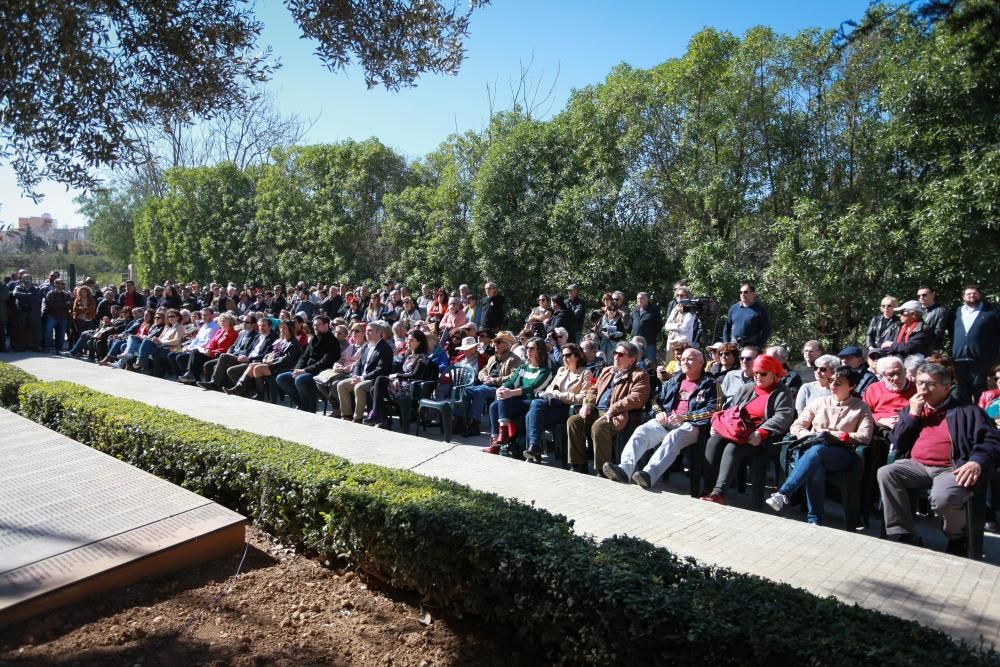 Homenaje en el Mur de la Memòria “para que las notas libres no dejen de sonar”