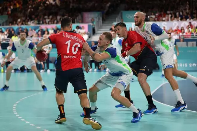 Balonmano en los Juegos Olímpicos: España - Eslovenia, en imágenes