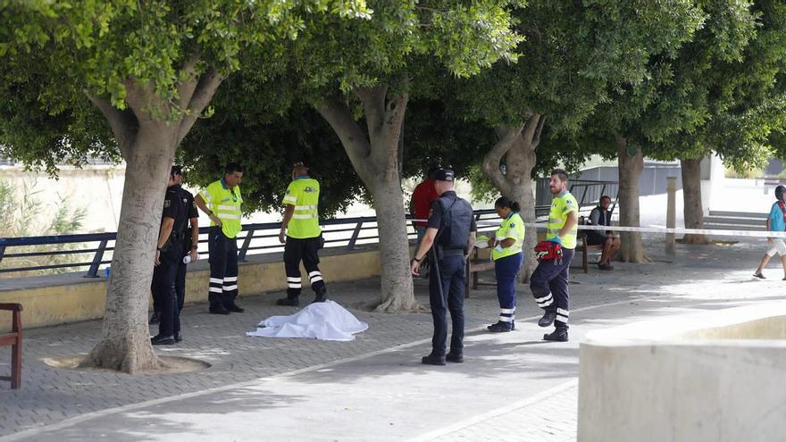 Muere un hombre en Murcia ahogado en una fuente a la que se acercó para refrescarse
