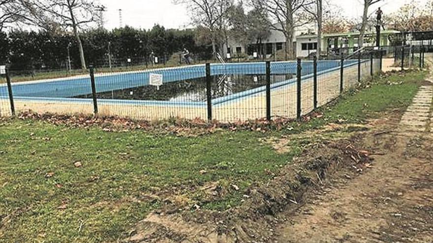 La piscina se pone a punto con una inyección de 50.000 euros