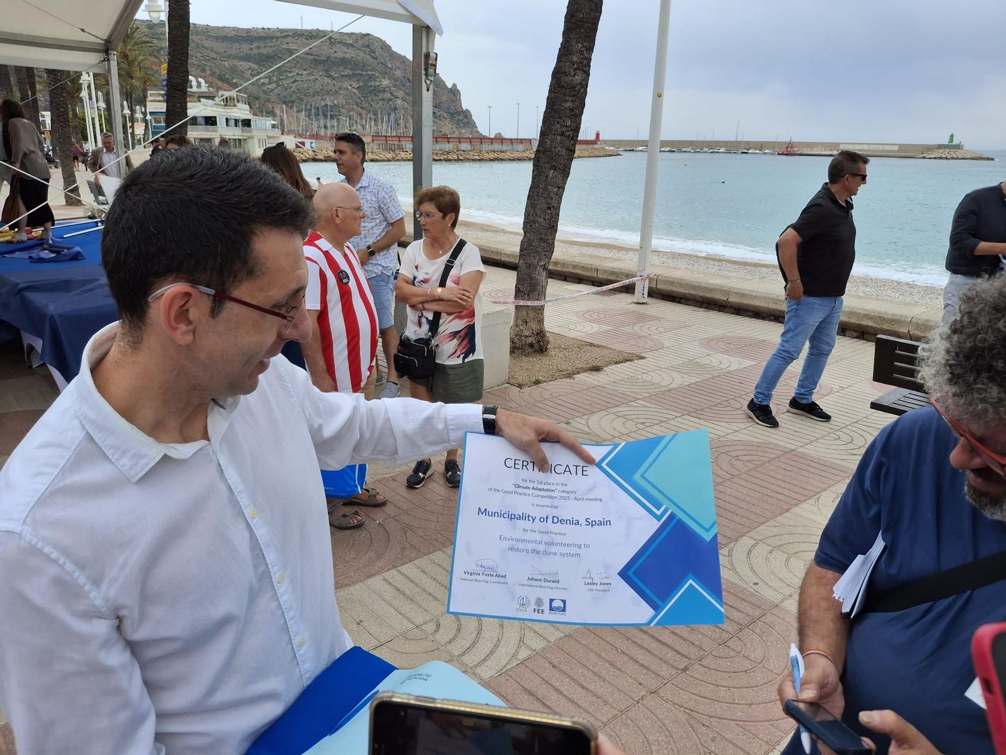 Xàbia, escenario de bandera: así ha sido la entrega de las 164 banderas azules (imágenes)